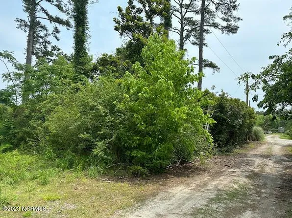 128 Dixie Street, Beaufort, NC 28516