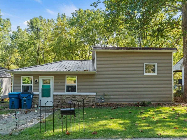 315 W Felicity St, Angola, IN 46703