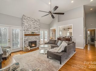 180 Sink Farm Rd, Mooresville, NC 28115