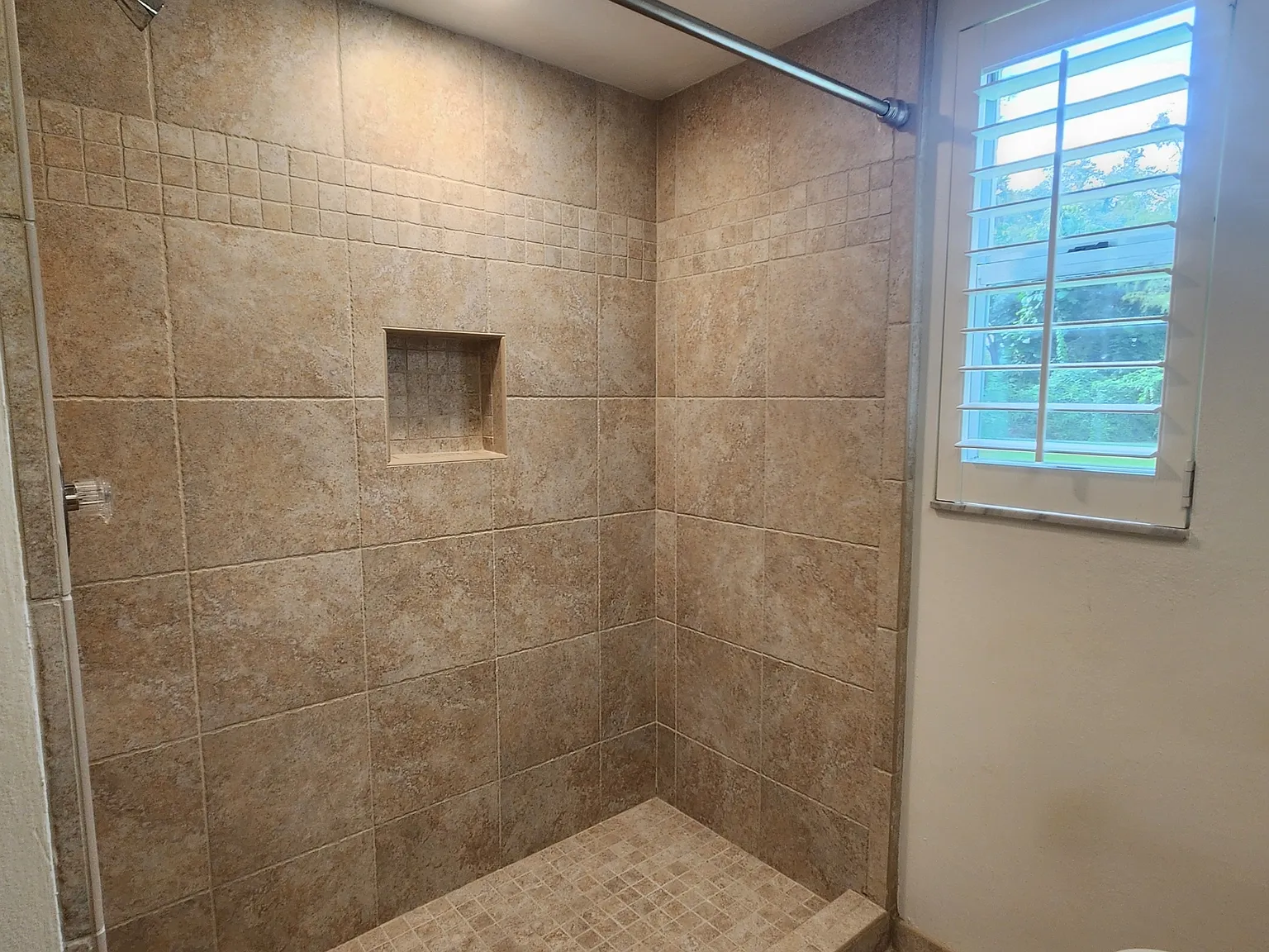 5930 Spanish Oaks Lane - 1 — Photo 2