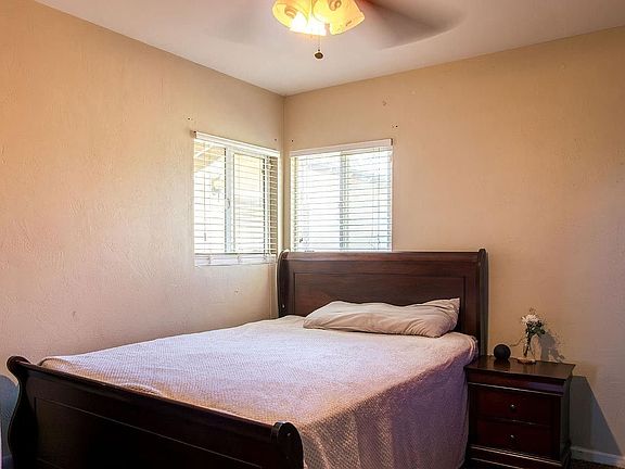 5th image of 1730 Oswell St