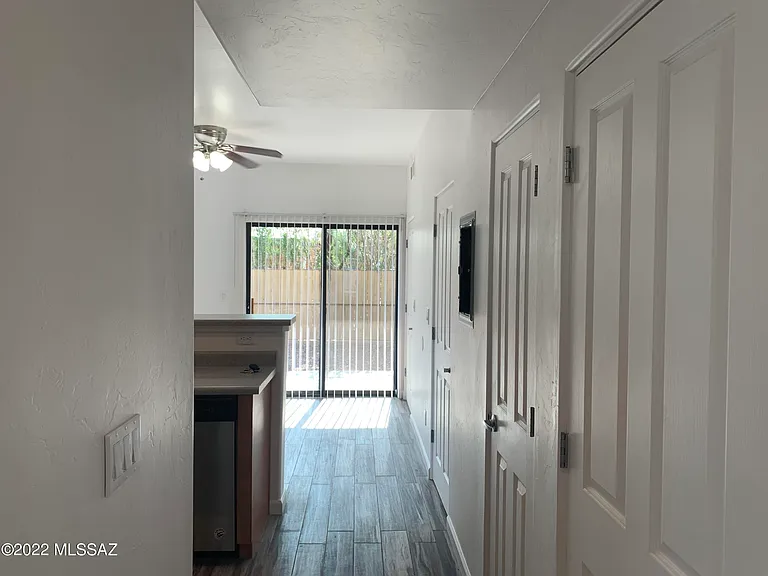 1741 E Hedrick Dr — Photo 8