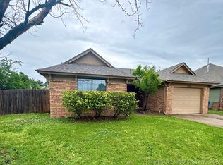 2709 S Narcissus Pl, Broken Arrow, OK 74012