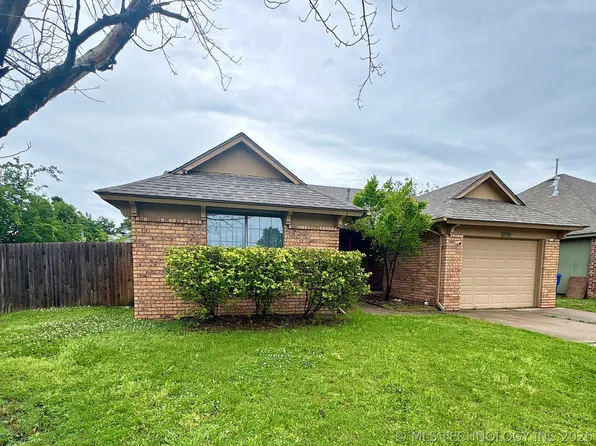 2709 S Narcissus Pl, Broken Arrow, OK 74012