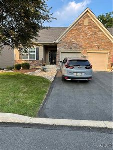 3635 Cottage Dr, Bethlehem, PA, 18020