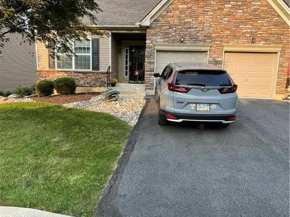 3635 Cottage Dr, Bethlehem, PA 18020