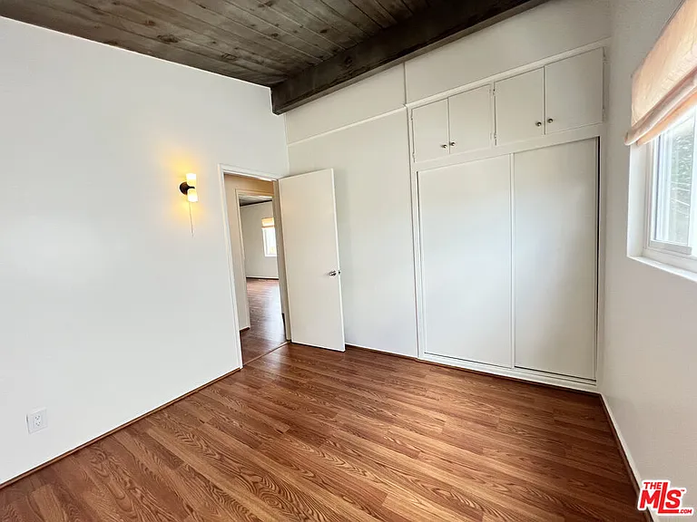 2215 Orange Grove Ave — Photo 13