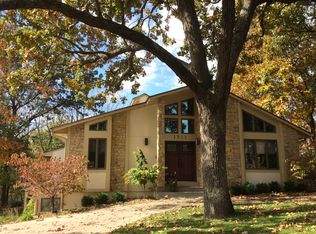 1331 SW Wintergreen Ln, Blue Springs, MO 64015