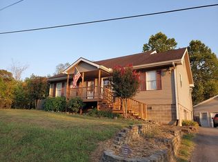 1160 Guthrie Rd, Paris, TN 38242