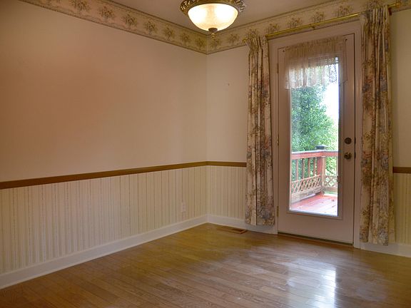 4th image of 7608 Berkshire Blvd