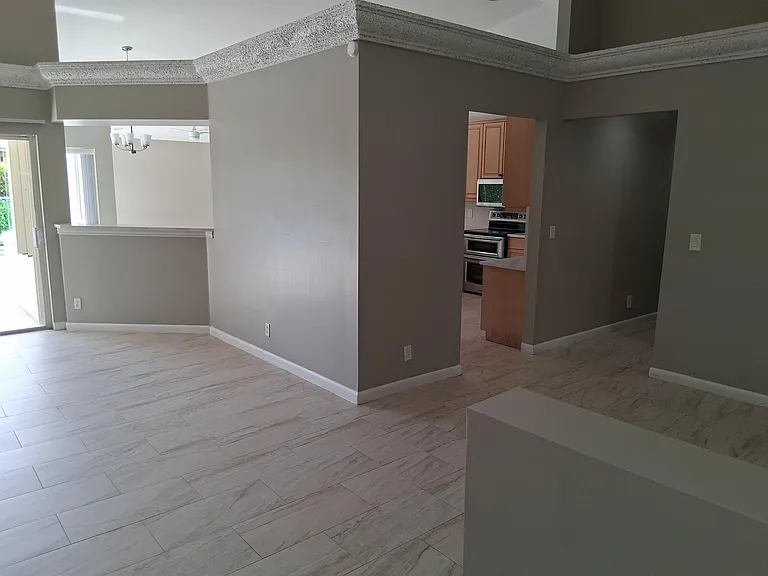 4863 Chardonnay Dr — Photo 11