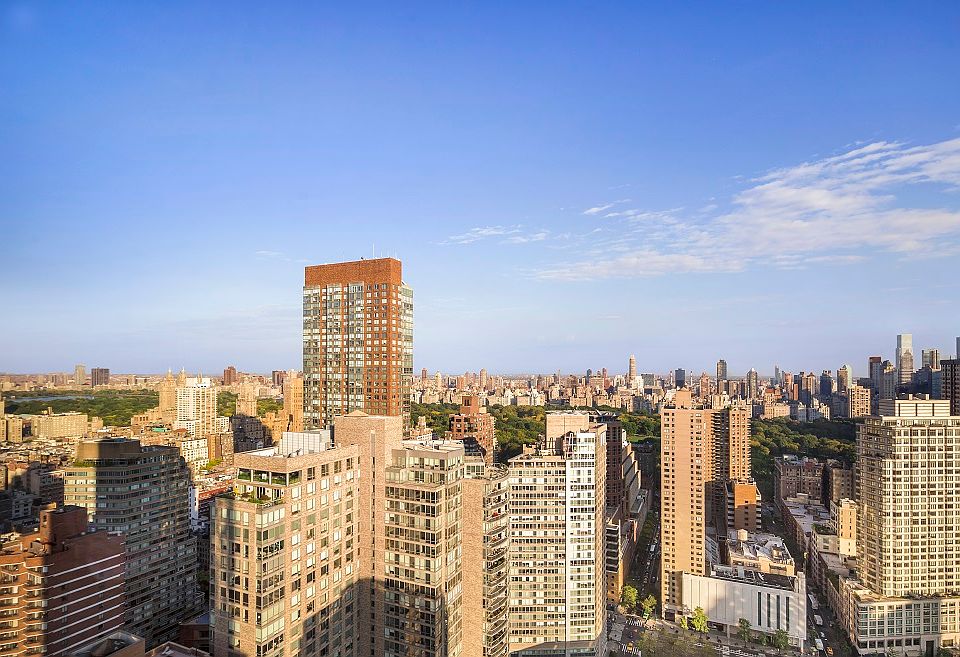 1st image of 160 W 66th St APT 44D