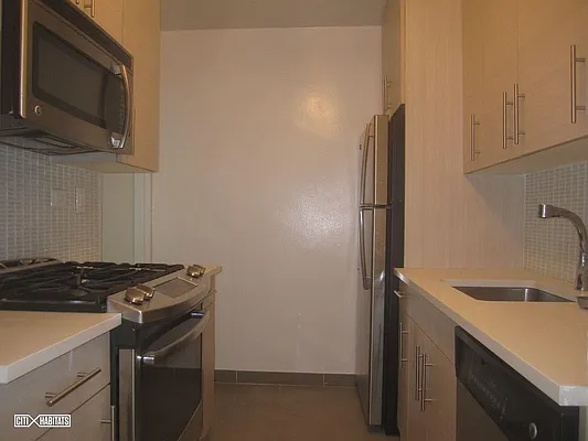 Rented by Citi Habitats | media 3