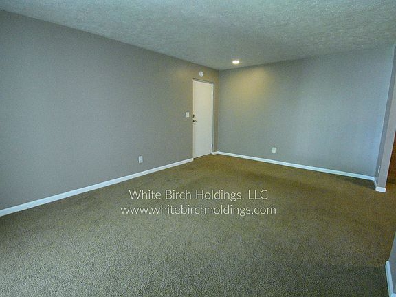 3rd image of 2915 Pine Ave #2B