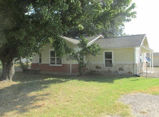 2008 Jay Bird Ln, Springtown, TX 76082