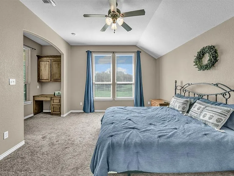 Highland Dr — Photo 17