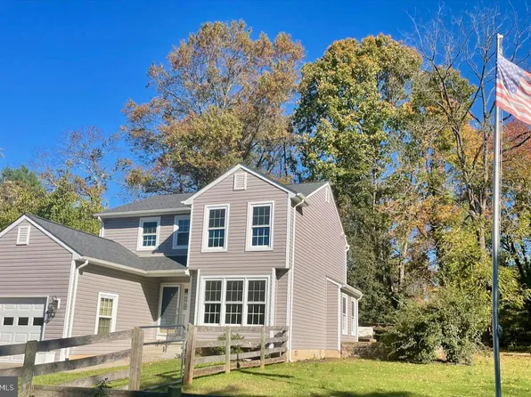 7274 Bunker Hill Rd, The Plains, VA 20198
