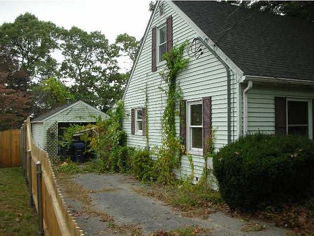 2nd image of 150 Everleth Ave