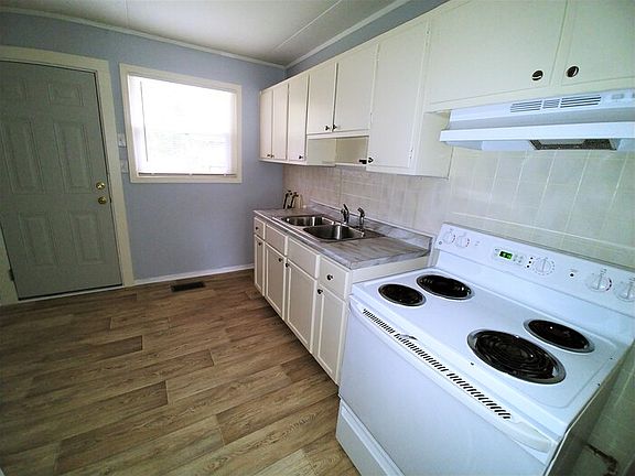 5th image of 7315 E 54th St