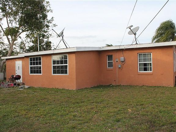 4th image of 720 Floral Ln