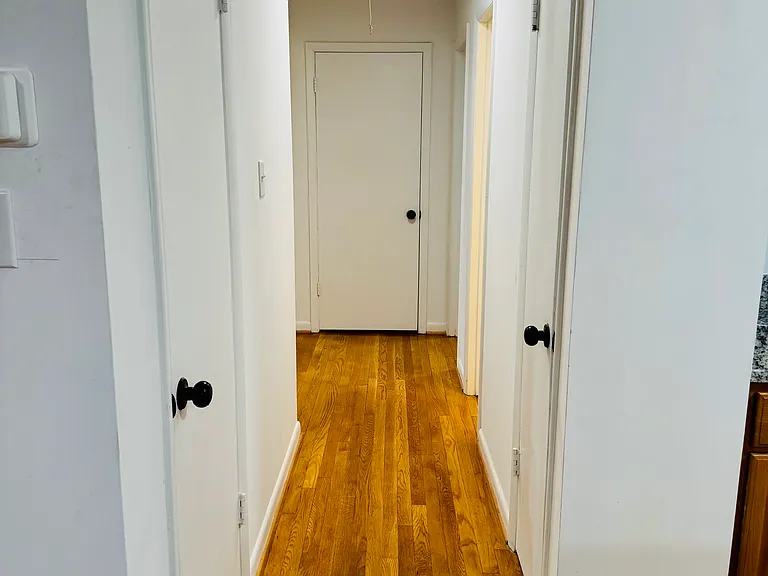 1216 W Leigh St — Photo 10
