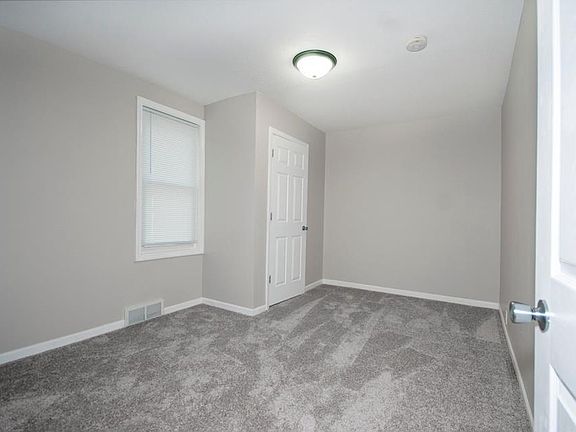 Bedroom. Fits queen bed, 6 drawer dresser and night stand.