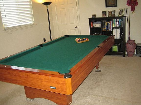 Bonus pool room