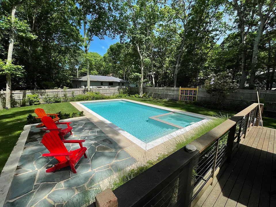 9 Hillside Dr