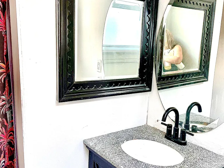 2158 Sherwood Ave #1 — Photo 6
