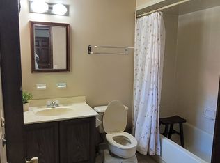 12 Fox Hill Rd, Edison, NJ 08820