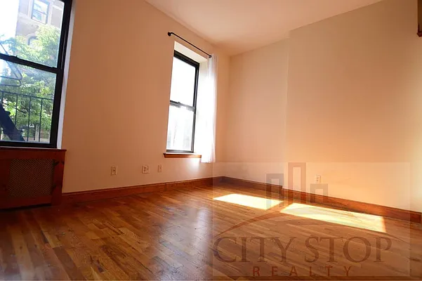 Rented by City Stop Realty | media 11