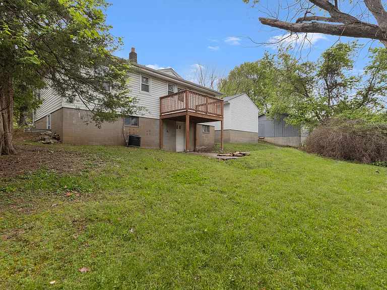9866 Nolte Ave — Photo 22