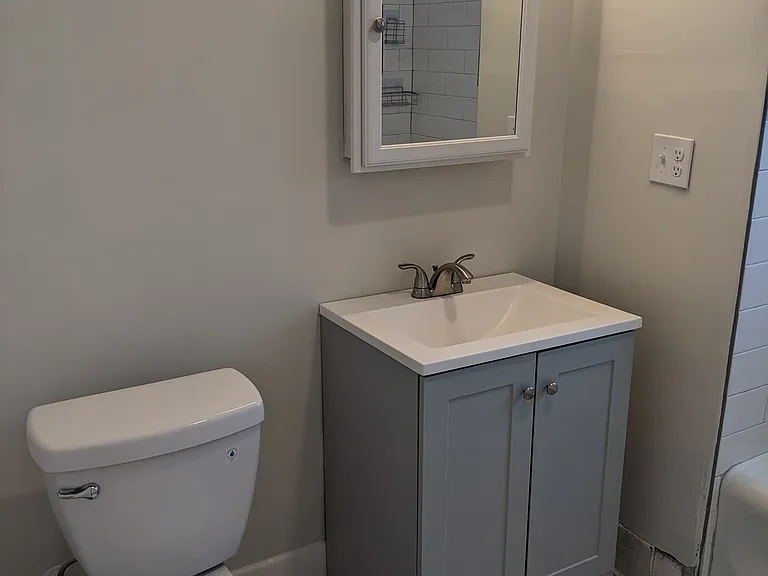 191 Elm St #10 — Photo 15
