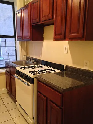 Rented by Bohemia Realty Group | media 23