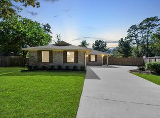 2102 Rolling Glen Dr, Spring, TX 77373