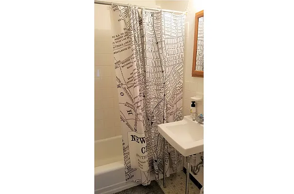 Rented by City Connections Realty | media 12