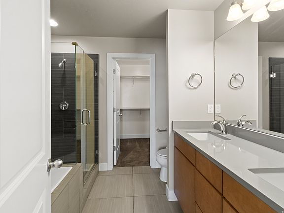 2nd image of 4721 W Zig Zag Rd