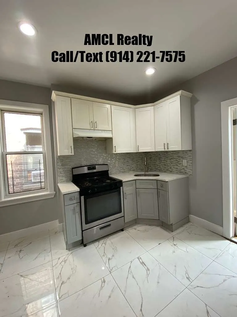 2 bed, 1.0 bath, $2,300 — Photo 4