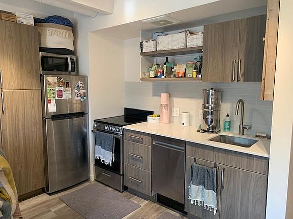3rd image of 1495 N Vrain St Unit 205