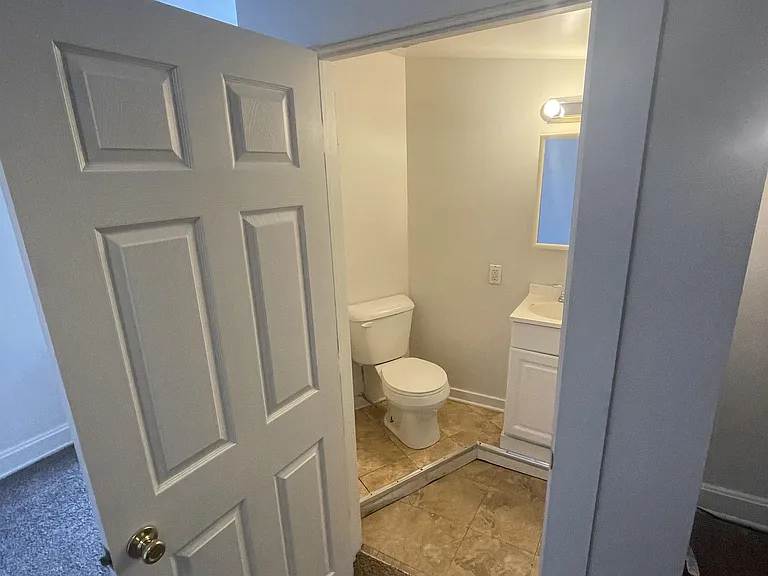 455 Warner St #2 — Photo 13