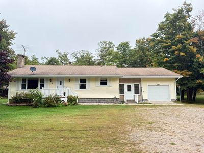 5825 E Fifteen Mile Rd, Barbeau, MI, 49710
