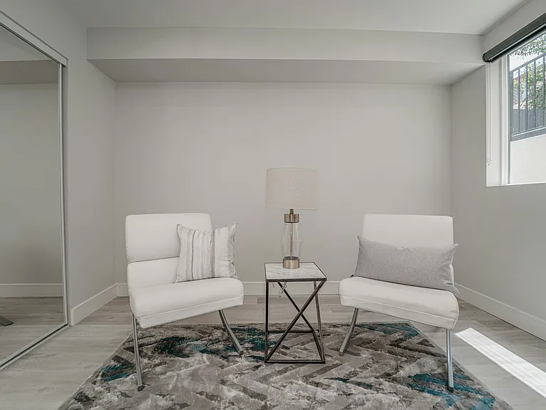 1321 Bates Ave #1323 — Photo 15
