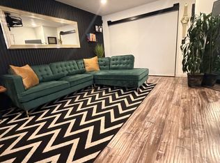 1242 E 4th St UNIT 3, Long Beach, CA 90802