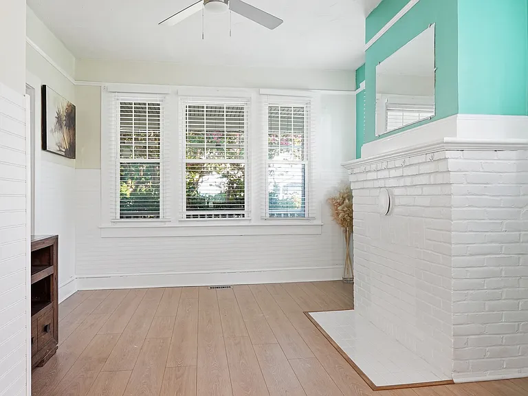 920 Oaklawn Ave — Photo 5