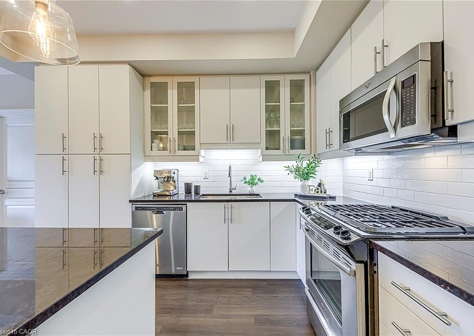 1st image of 128 Garden Dr #202