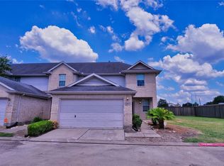 2931 Meadowglen Cv, Houston, TX 77082