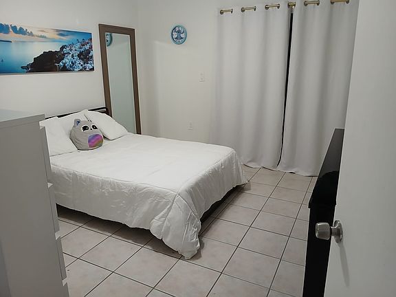 5th image of 260 NW 107th Ave APT 201