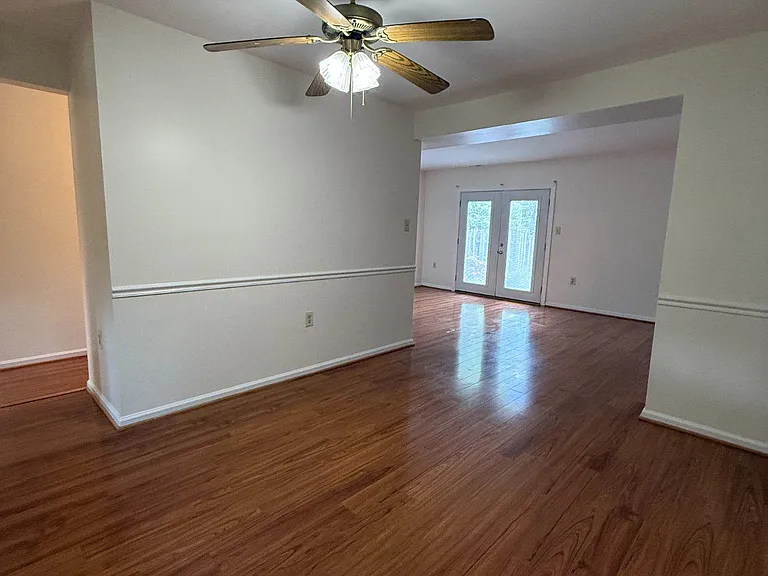 338 Nansemond St SE — Photo 8