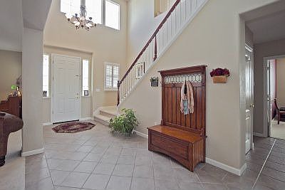 5th image of 414 Ashland Ct