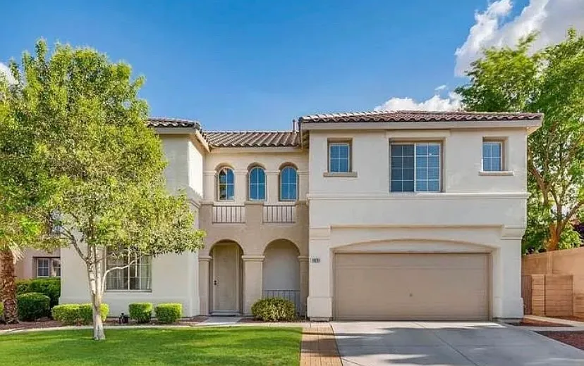 Rarity Ave, Las Vegas — Photo 1